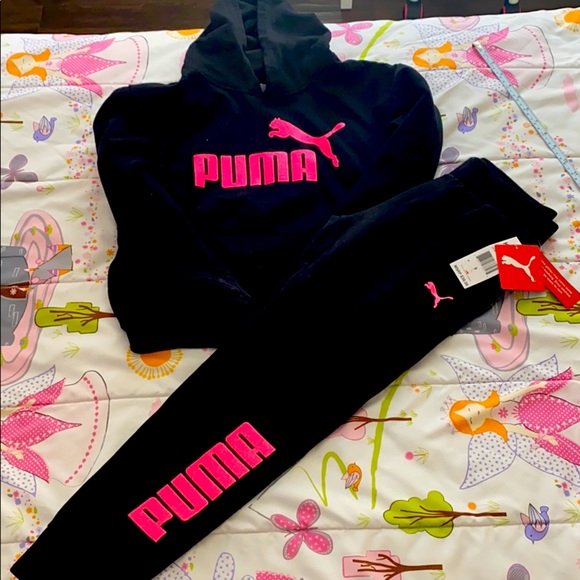 Puma Other - Puma sweatshirt and sweatpants set